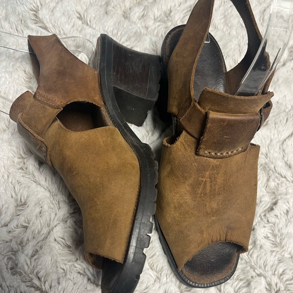 Made in Italy Distressed Leather Sandal Boot Western Boho Vintage 
Size 8 - Picture 2 of 7